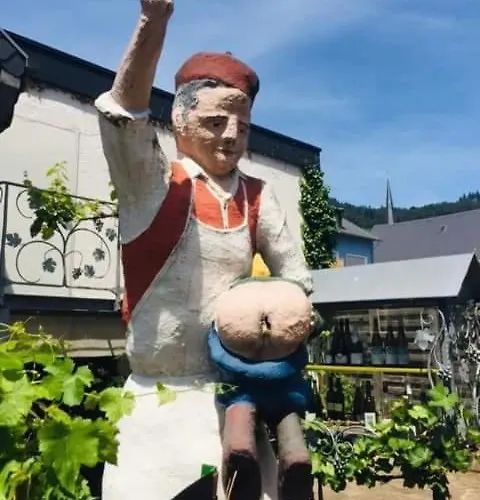 Silvia Huels * Kröv